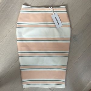 Elizabeth and James Pencil Skirt.  New with Tags!!! Perfect for spring or summer